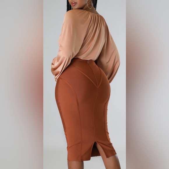 Cognac midi skirt - Picture 3 of 4